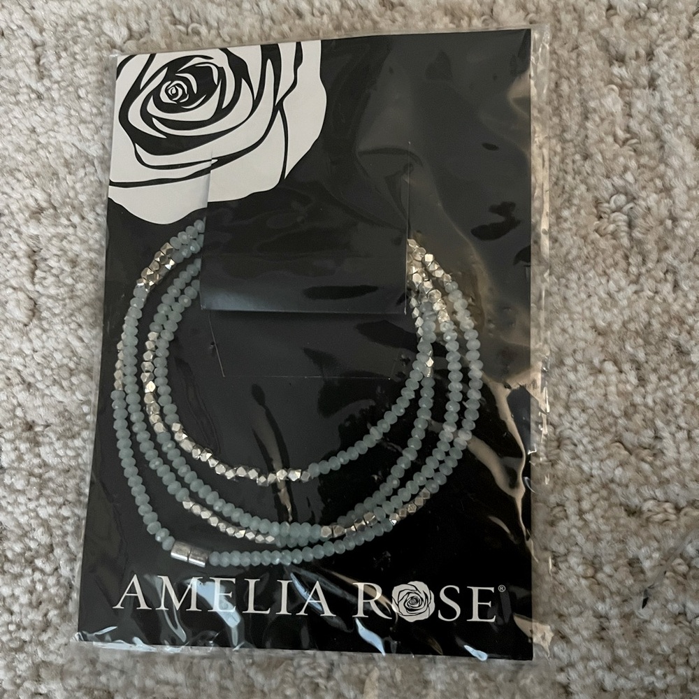 Bracelet/necklace